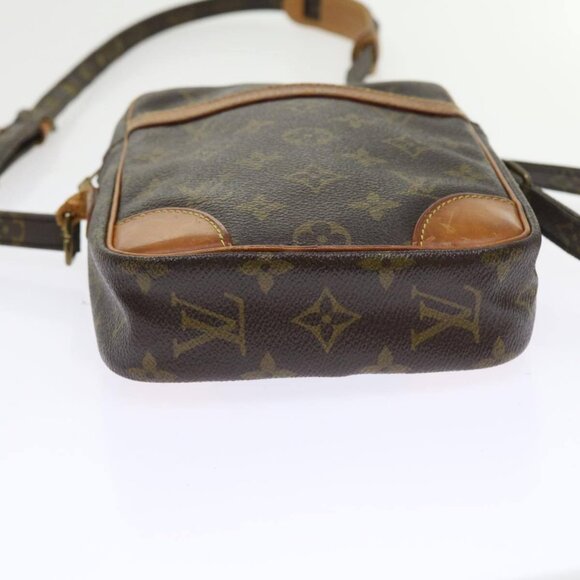 LOUIS VUITTON Monogram Danube Shoulder Bag - Picture 5 of 16